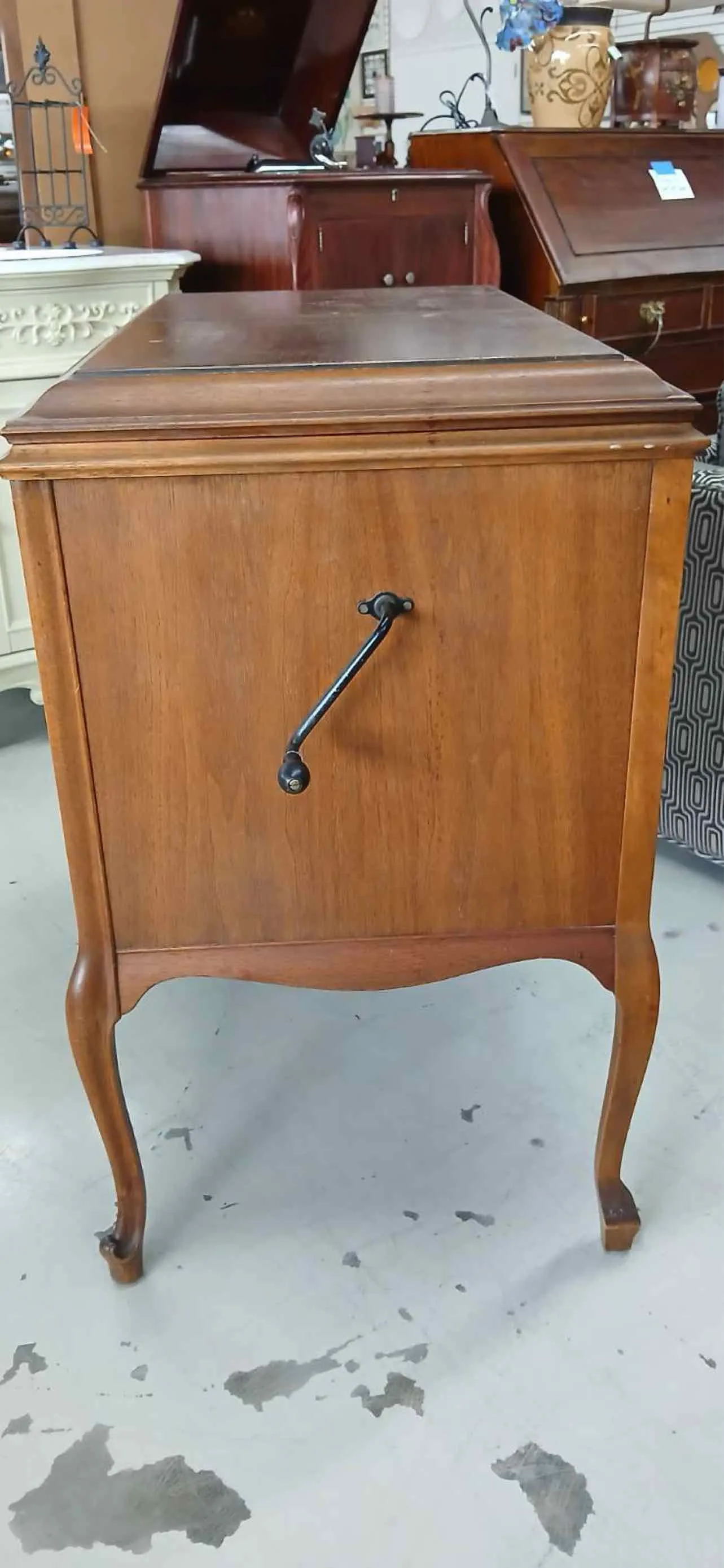 Brown 32"L 20.5"W 33"H AS IS Furniture Record Player