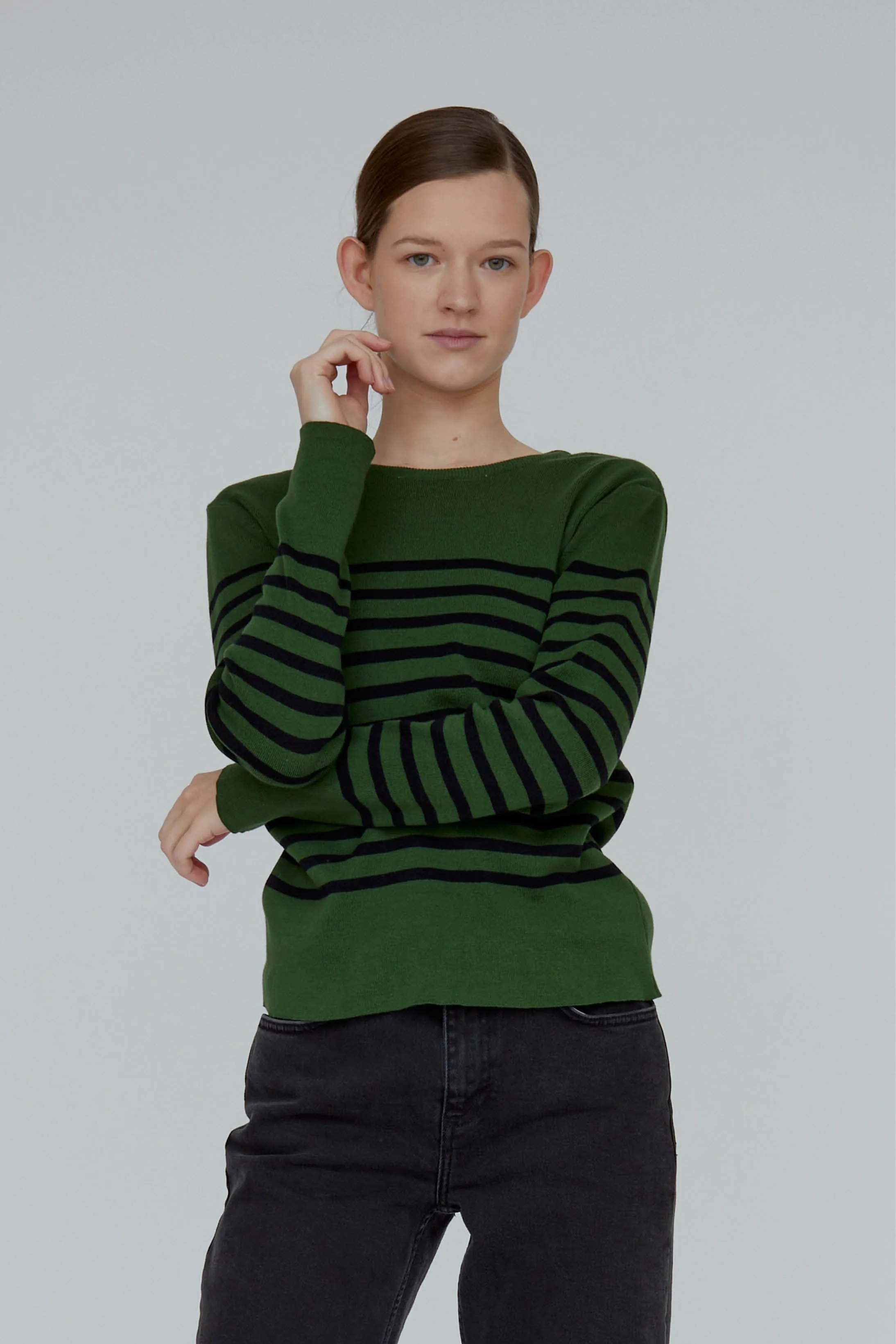 Ella Sweater - Douglas fir / Black