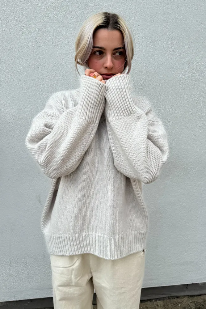 Leveté Perle Cream Oyster Sweater