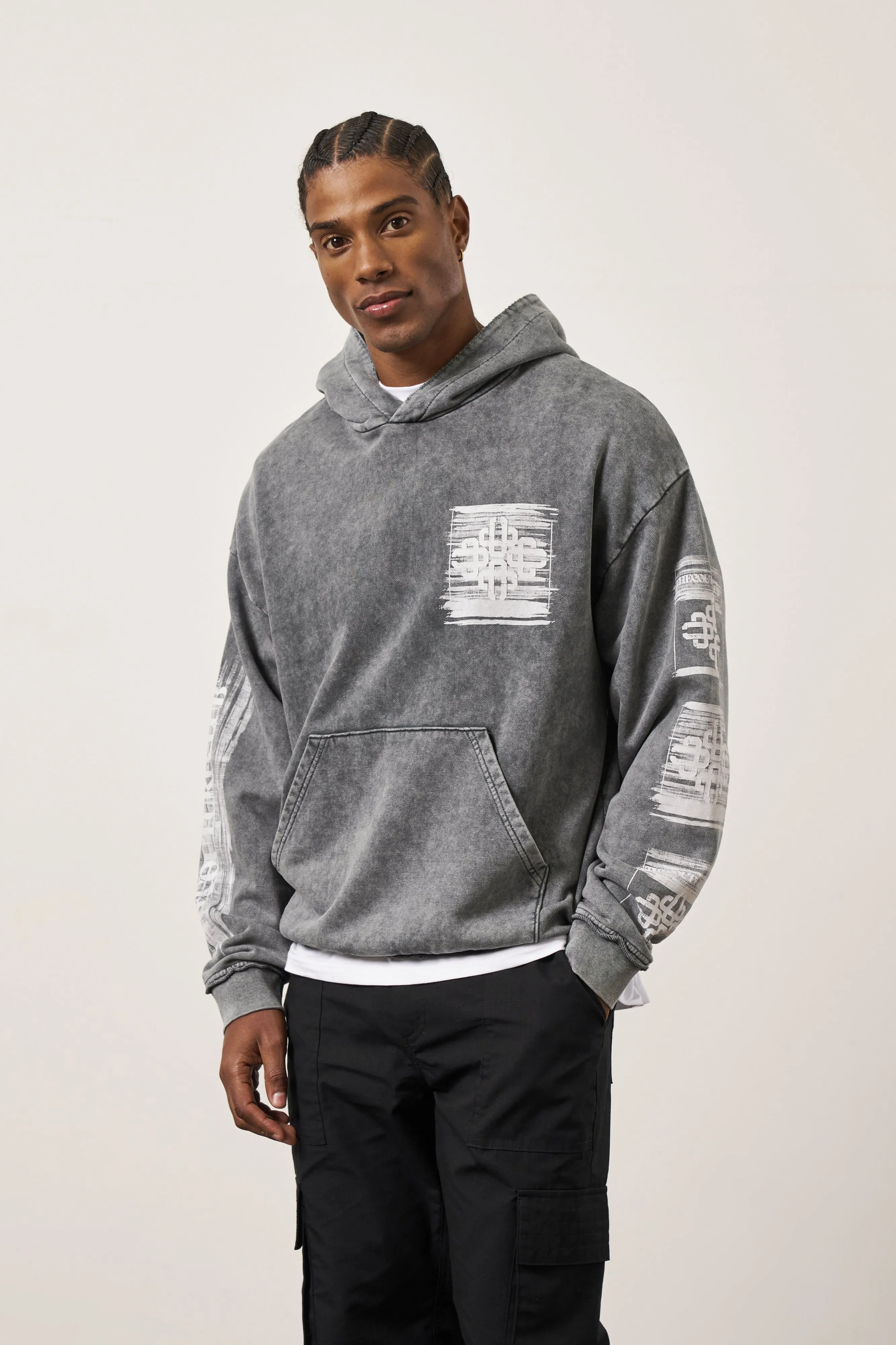 PAINT EFFECT EMBLEM HOODIE - GREY